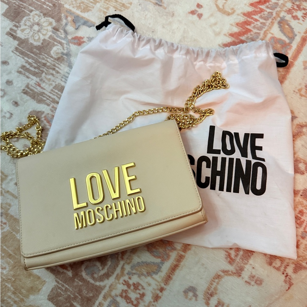 Love Moschino Cream Crossbody Bag with Gold Chain